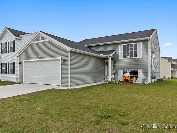 2nd image of 2609 Blooming Bud Ln