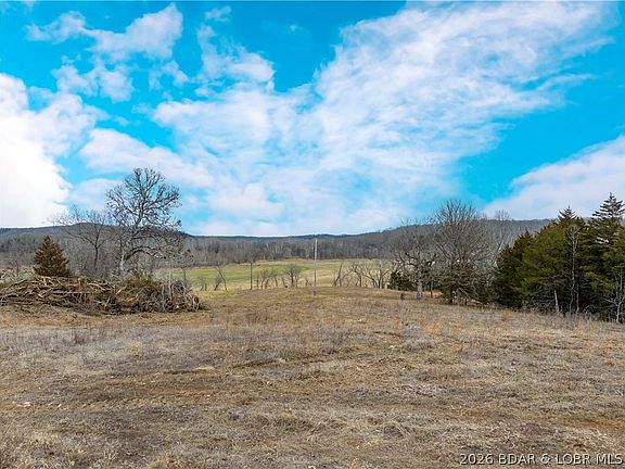 5th image of Weber Farm Rd