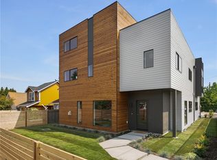 5656 32nd Ave SW, Seattle, WA 98126