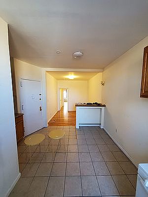 5th image of 1724 8th Ave APT 1L