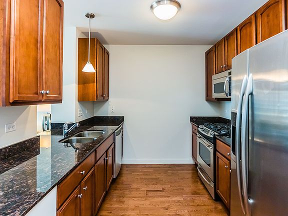 3rd image of 1160 S Michigan Ave APT 1606