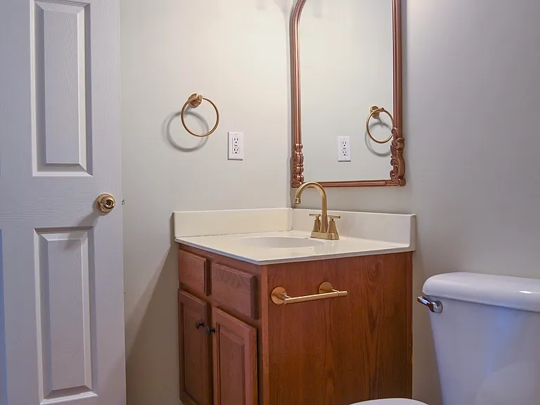 412 Bellegrove Dr — Photo 16