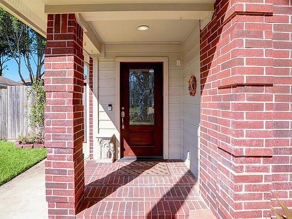 5th image of 10422 N Shadowdale Dr