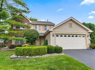 409 Southwood Cir, Streamwood, IL 60107