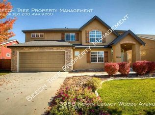 3958 N Legacy Woods Ave, Meridian, ID 83646