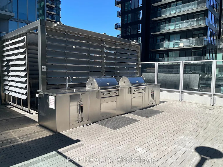 195 Redpath Ave #2015 — Photo 34