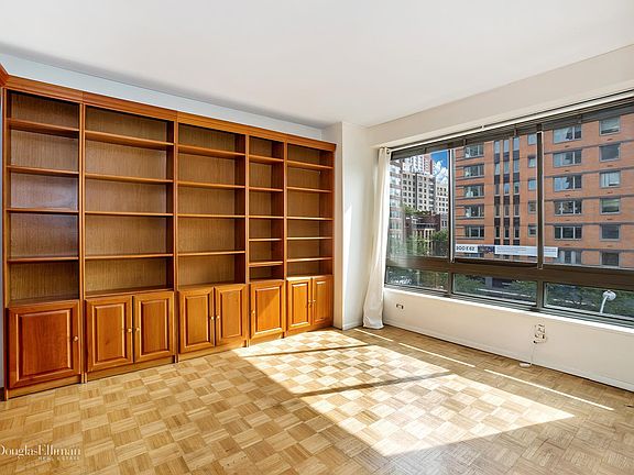 5th image of 1030 3rd Ave #5A