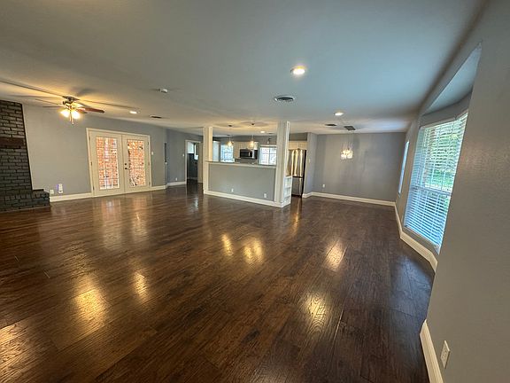 3rd image of 3106 Hickory Rd