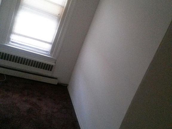 4th image of 6039 Lansdowne Ave APT 1