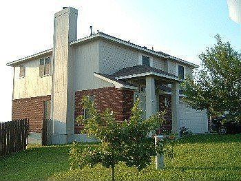 4th image of 301 Estate Dr