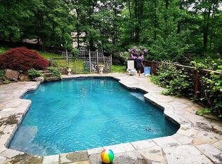 194 Westchester Ave, Pound Ridge, NY 10576