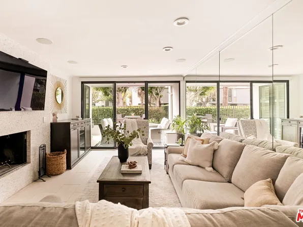 2940 Neilson Way Unit 103, Santa Monica, CA 90405