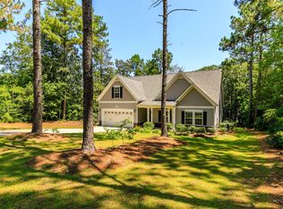 14 Country Club Blvd, Whispering Pines, NC 28327