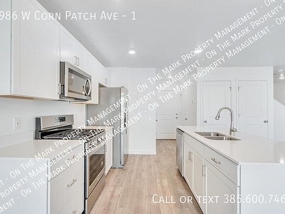 5th image of 3986 W Corn Patch Ave #1