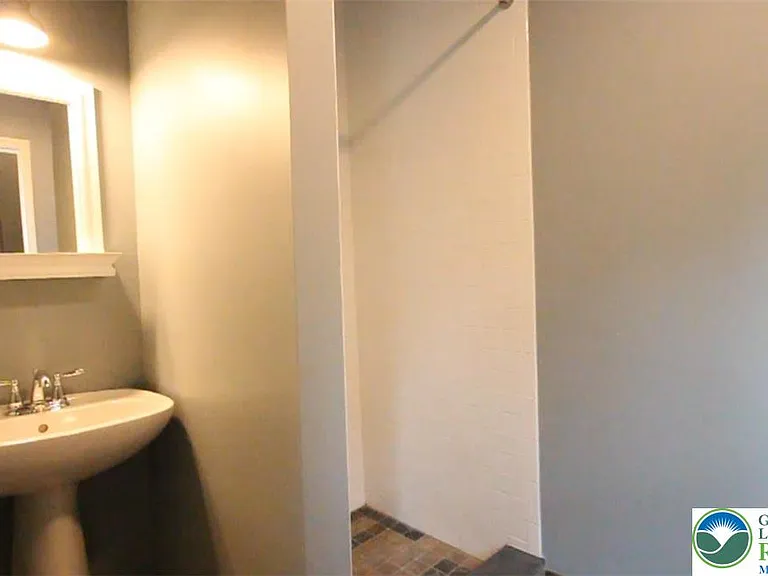 71 W Goepp St — Photo 14