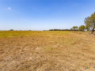 12 Seay World Ln, Seguin, TX 78155