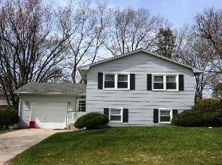 309 W 15th St N, Newton, IA 50208