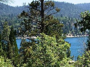 1136 Highway 173 Hwy, Lake Arrowhead, CA 92352