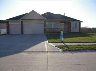 7519 S 169th St, Omaha, NE 68136