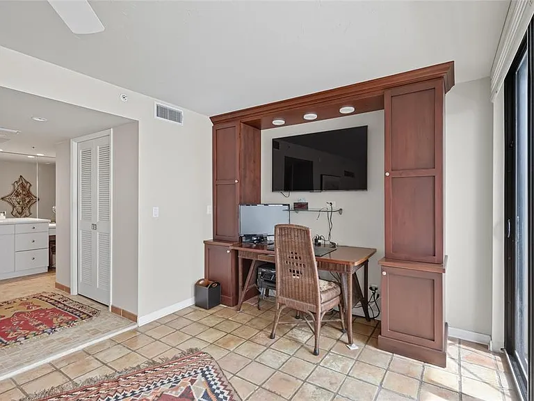 97 Sunset Dr #501 — Photo 31