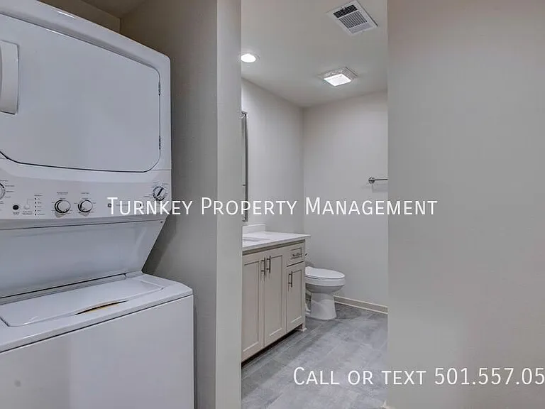 915 North St #3 — Photo 12