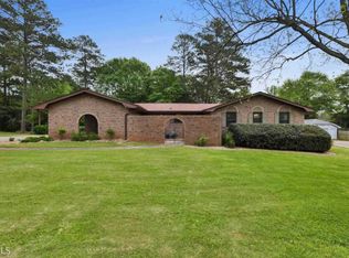 105 Rosewood Dr, Fayetteville, GA 30214