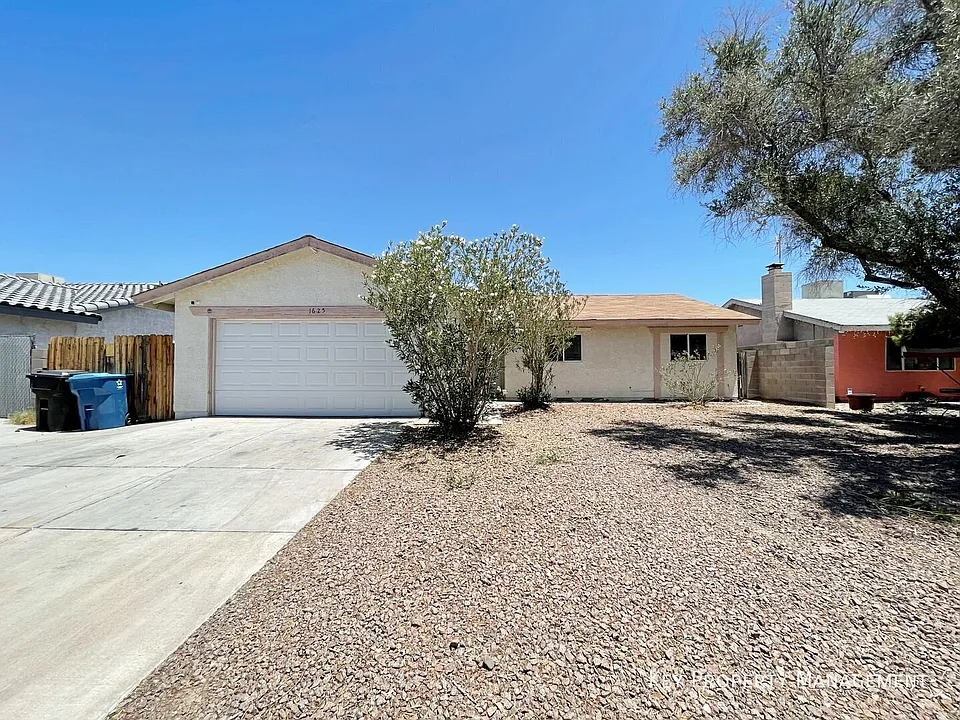 1625 Crest Haven Ave