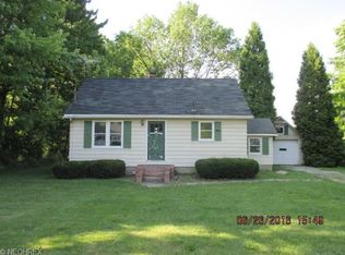 10526 W Pine Lake Rd, Salem, OH 44460