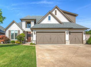 910 S Nyssa Pl, Broken Arrow, OK 74012
