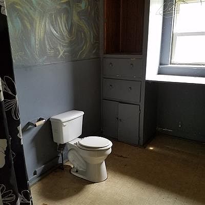 5th image of 1420 Fountain Ave