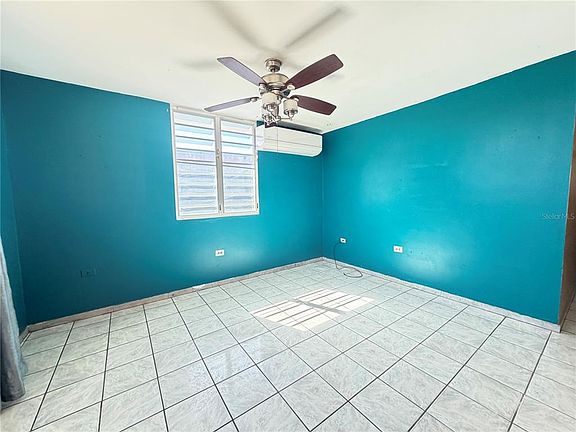 3rd image of 216 COLINAS FAIRVIEW