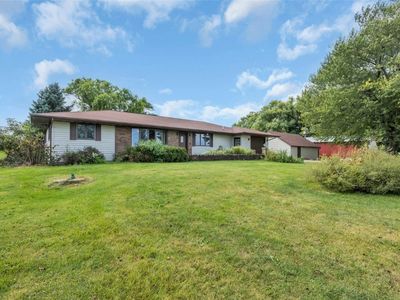 5589 22nd Avenue Trl, Vinton, IA, 52349