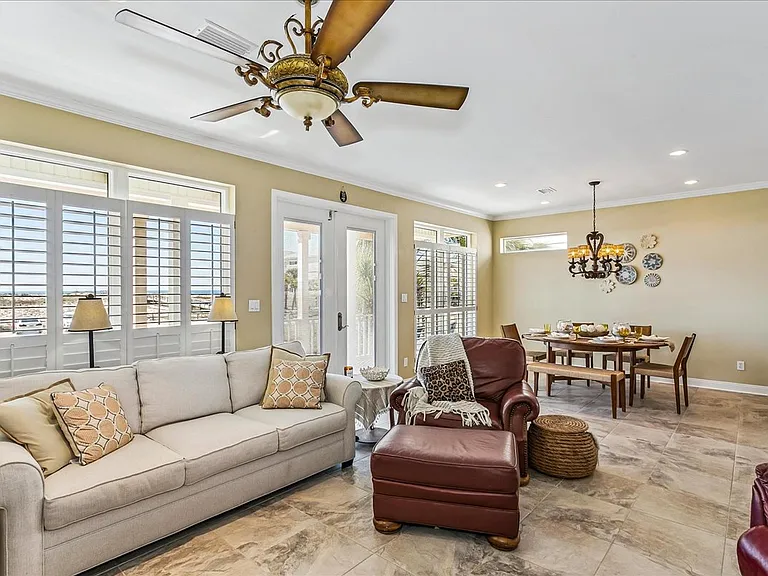 1070 Fort Pickens Rd — Photo 13