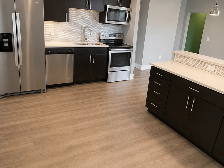1656 Broadway Ave #302 — Photo 5