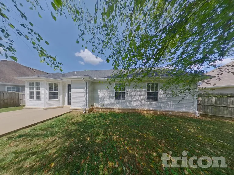 1507 Antebellum Dr — Photo 16