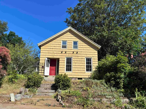 27 Prospect Street, Somersworth, NH 03878
