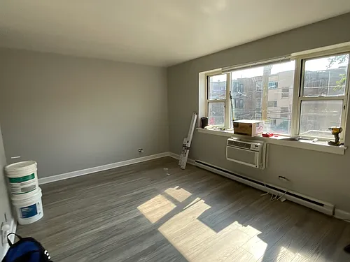 5920 N Kenmore Ave #311 Photo 1