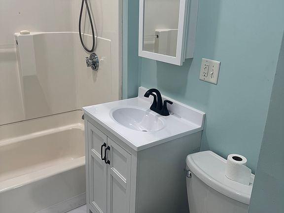 5th image of 276 Park Ave