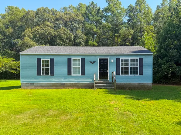 249 Doggett Ln, Lancaster, VA 22503