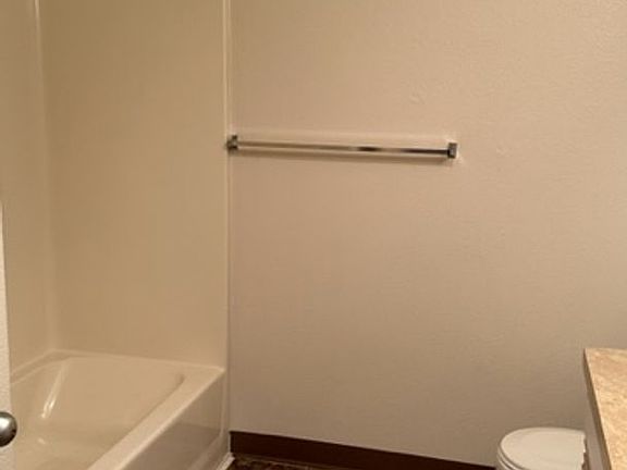 5th image of 3102 3106 Bluff Ave SE #10