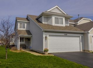 1460 S Pembroke Dr, South Elgin, IL 60177
