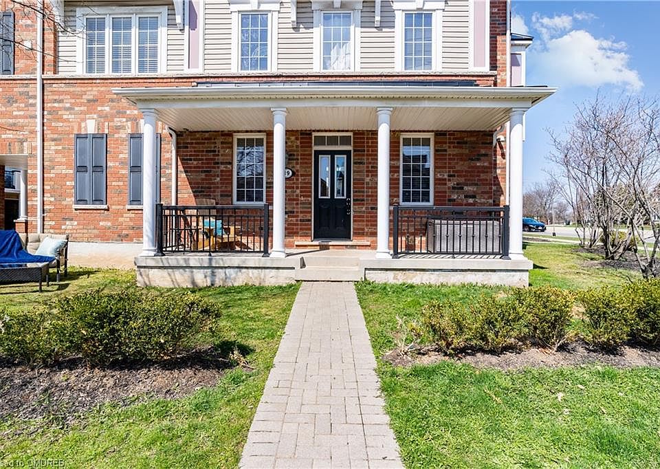 1st image of 2614 Dashwood Dr #19