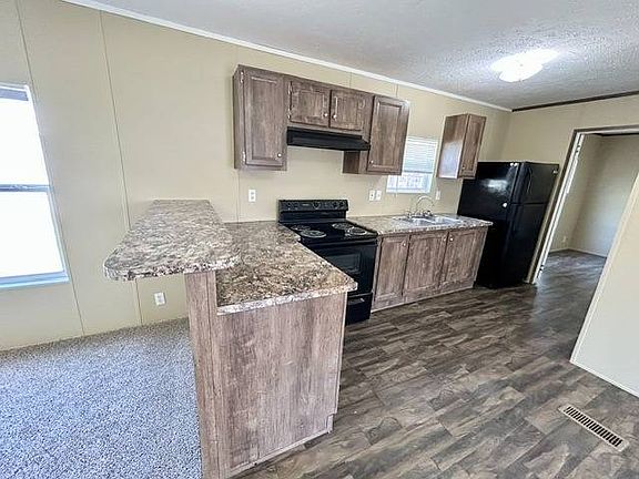 4th image of 10038 Flora Rd