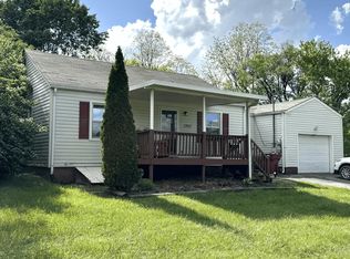 1707 E Oakland Ave, Johnson City, TN 37601