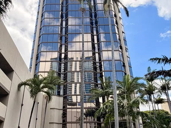 930 Kaheka St, Honolulu, HI