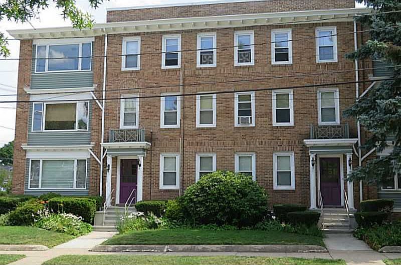 2nd image of 543 Lloyd Ave APT 2