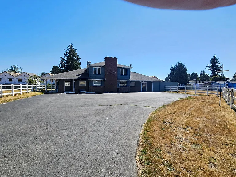 13802 Military Rd S — Photo 13