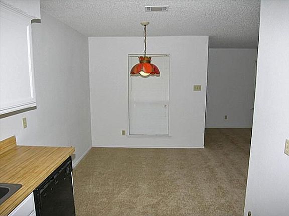 5th image of 7514 Hanover Ln