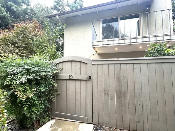 704 W Sierra Madre Blvd Unit 20, Sierra Madre, CA 91024
