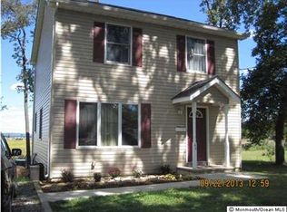 44 Ravine Dr, Matawan, NJ 07747